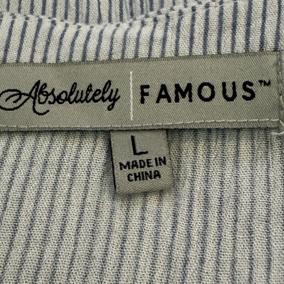 Absolutely Famous Large Top Shirt Gray Striped V Neck Bell 3/4 Sleeve Womens - Picture 7 of 8